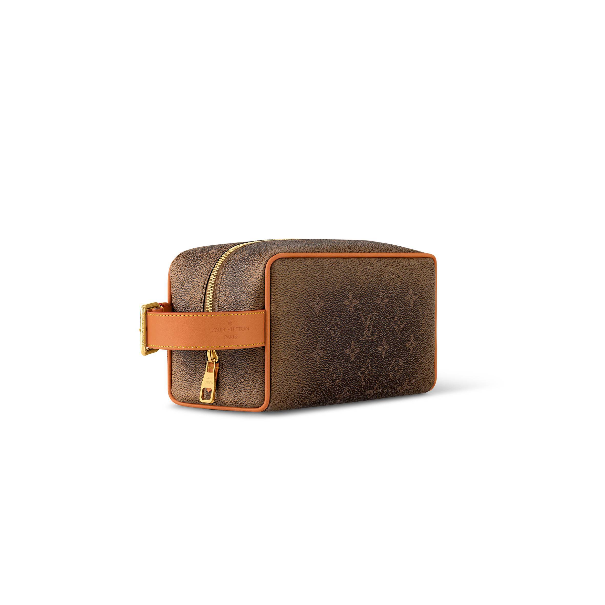 LOUIS VUITTON LOCKER DOPP KIT M11765 (23*13*12cm)